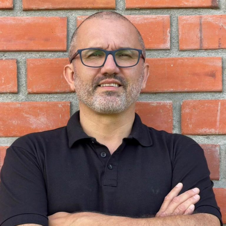 Dr. Márcio Nunes